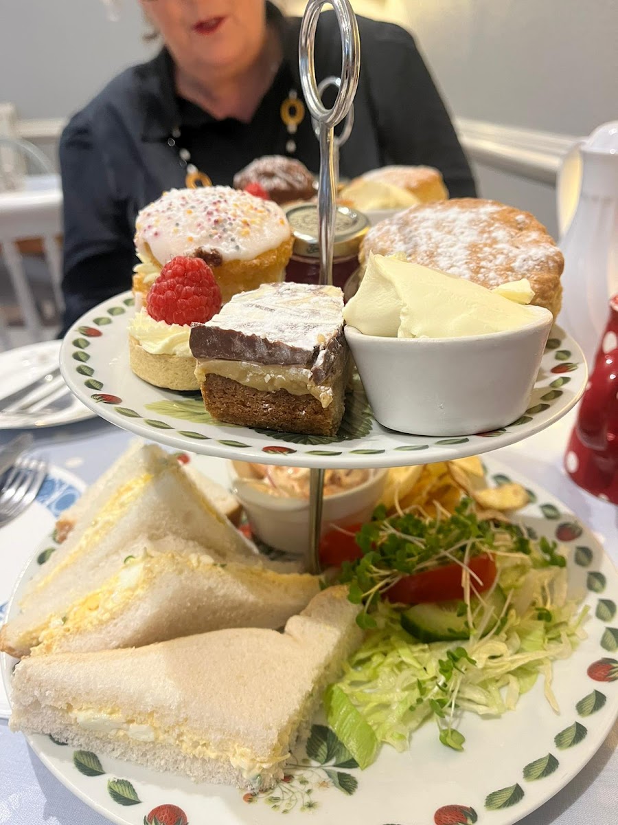 Daisy Tea Rooms Photos 2